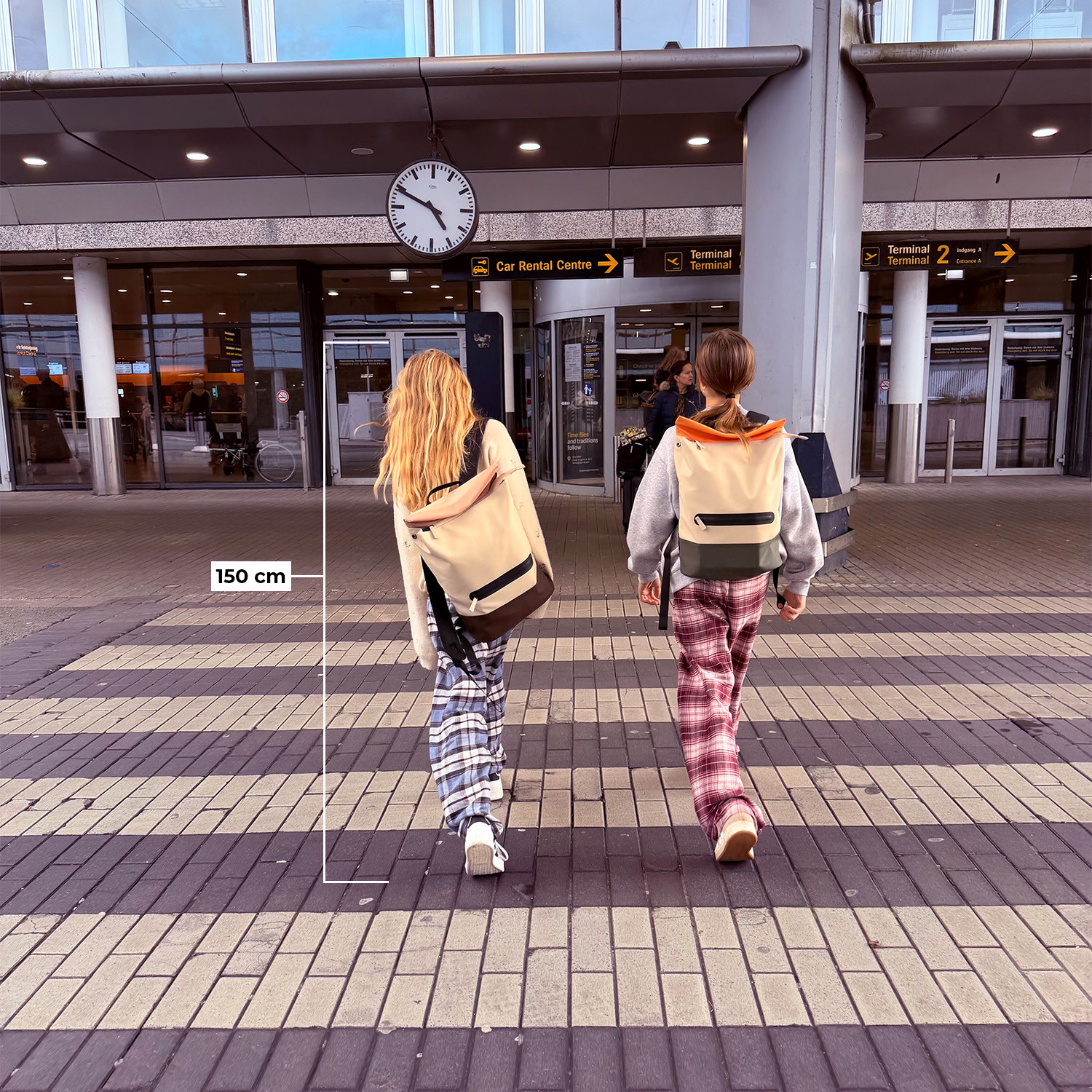 Annox Liteday 13.5L - Mochila diaria ligera y moderna con compartimento para portátil