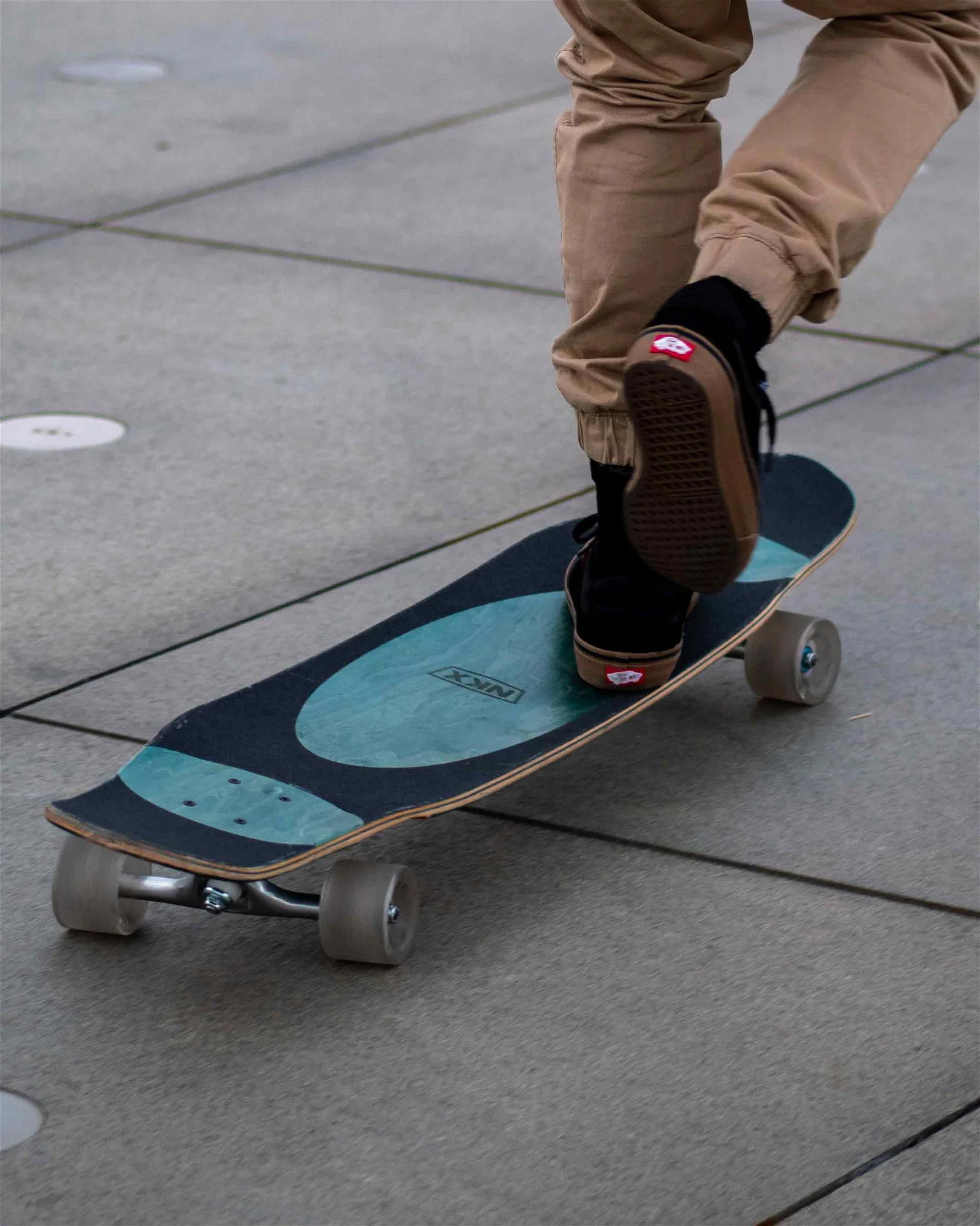 Longboard NKX Flagship Dancing