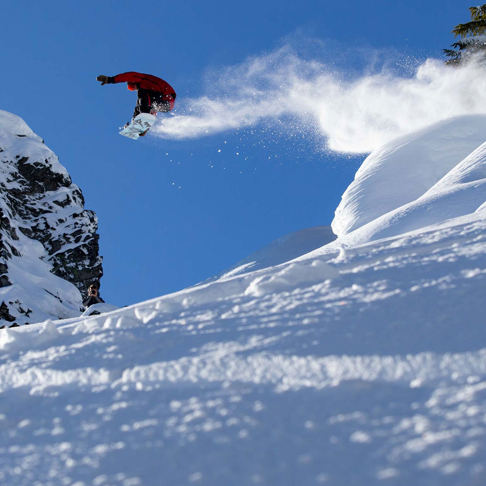 Snowboard Flagship Jones