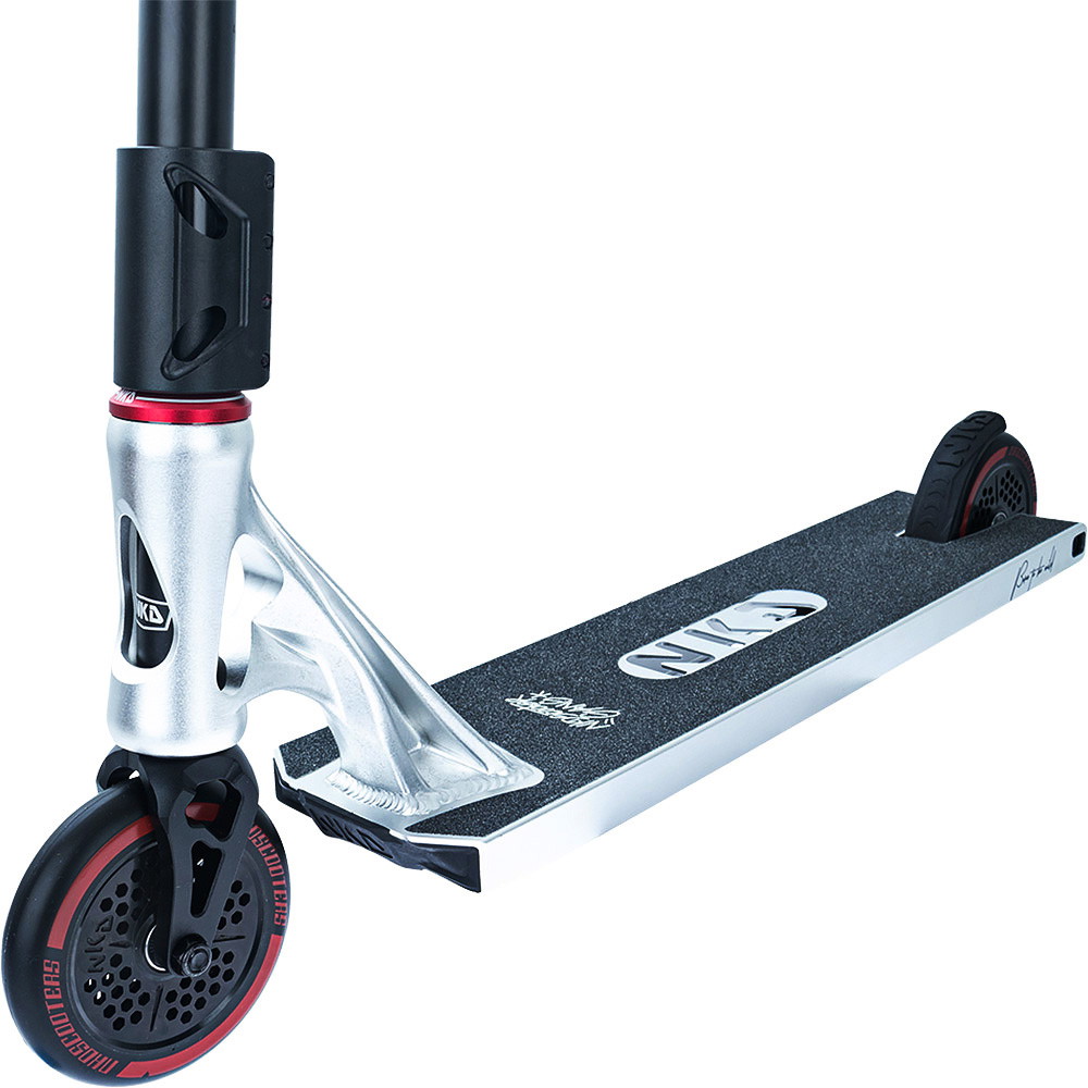 Scooter Acrobático NKD Extreme