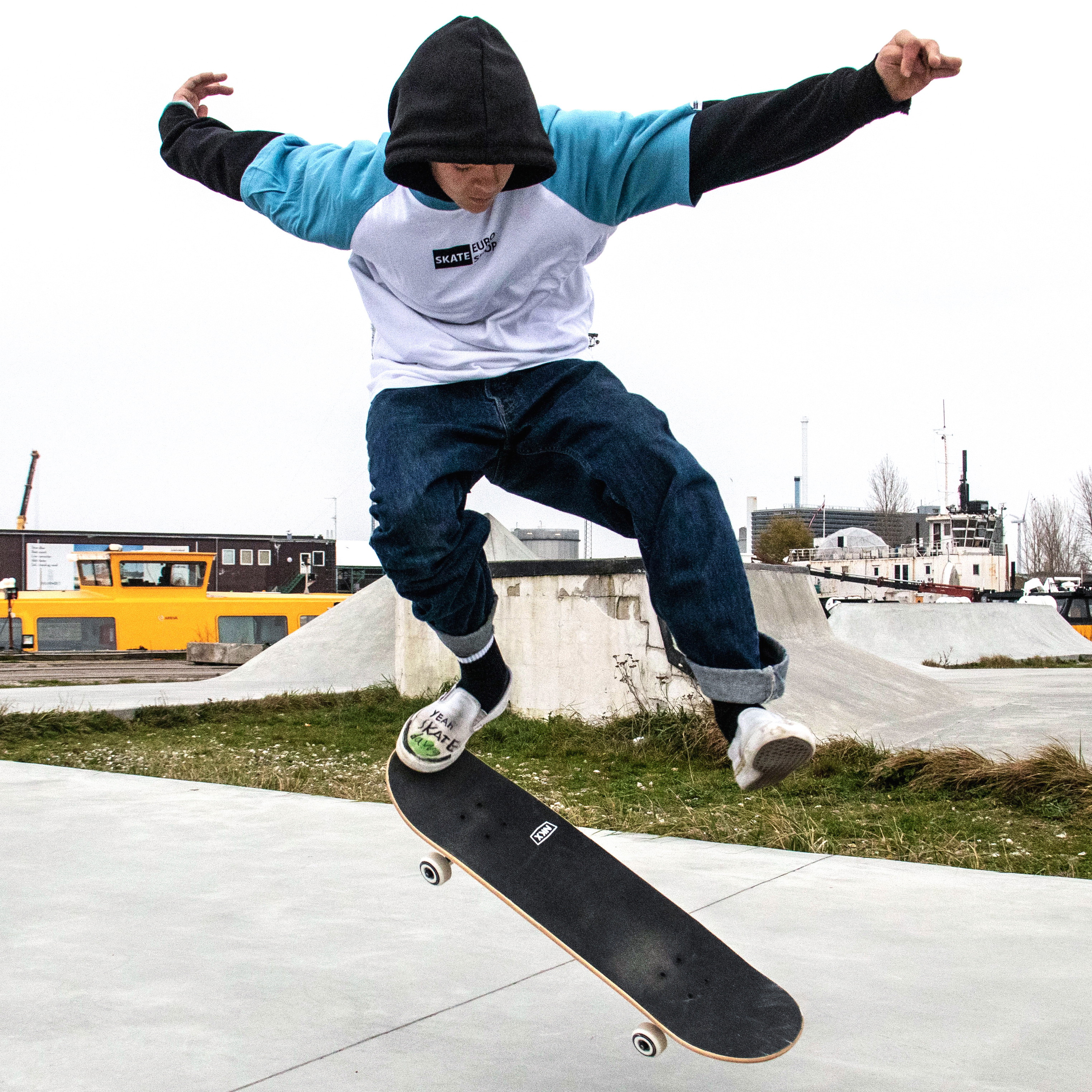 Patineta NKX Signature