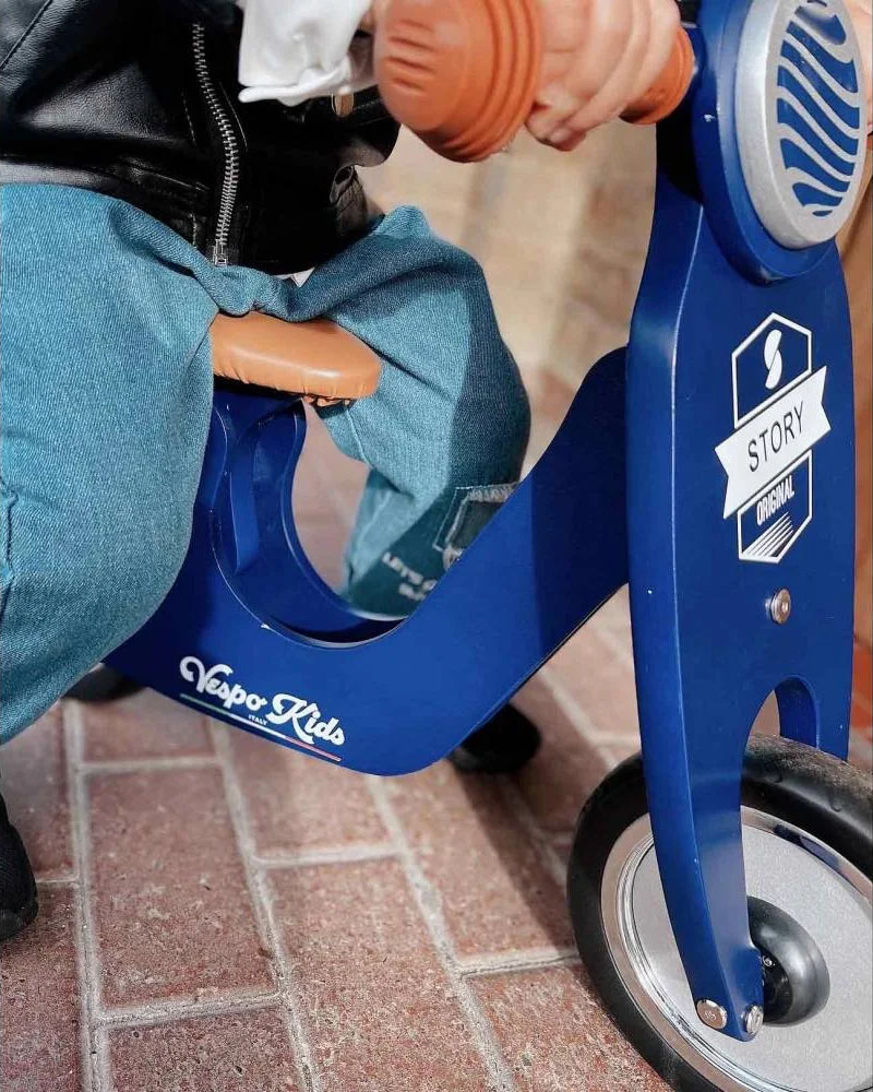 Story Vespo Bicicleta de equilibrio